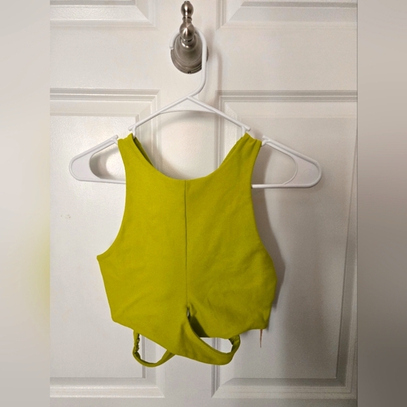 Becca Crop Top - Picture 1 of 3